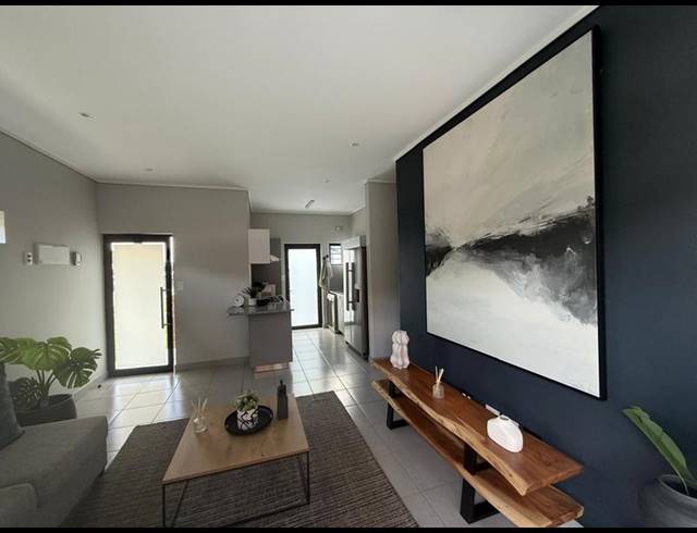 3 BEDROOM TOWNHOUSE FOR SALE IN NORTH RIDING AH